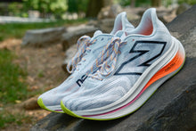 Load image into Gallery viewer, Trainers Z
